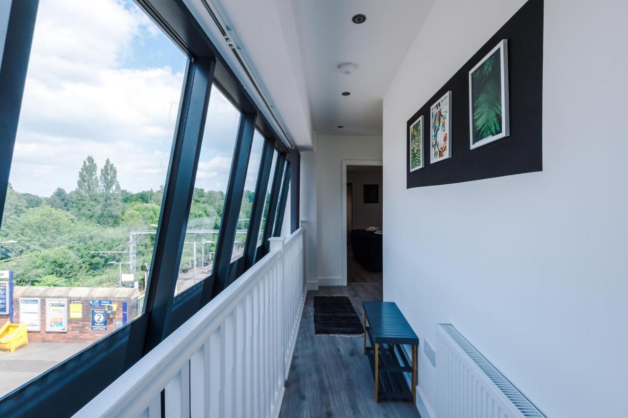 Rest & Recharge At The Station Apartments Manchester Buitenkant foto