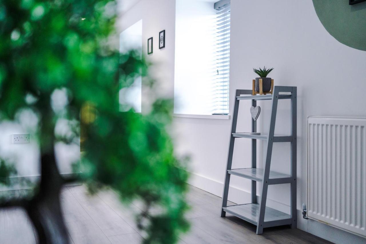 Rest & Recharge At The Station Apartments Manchester Buitenkant foto