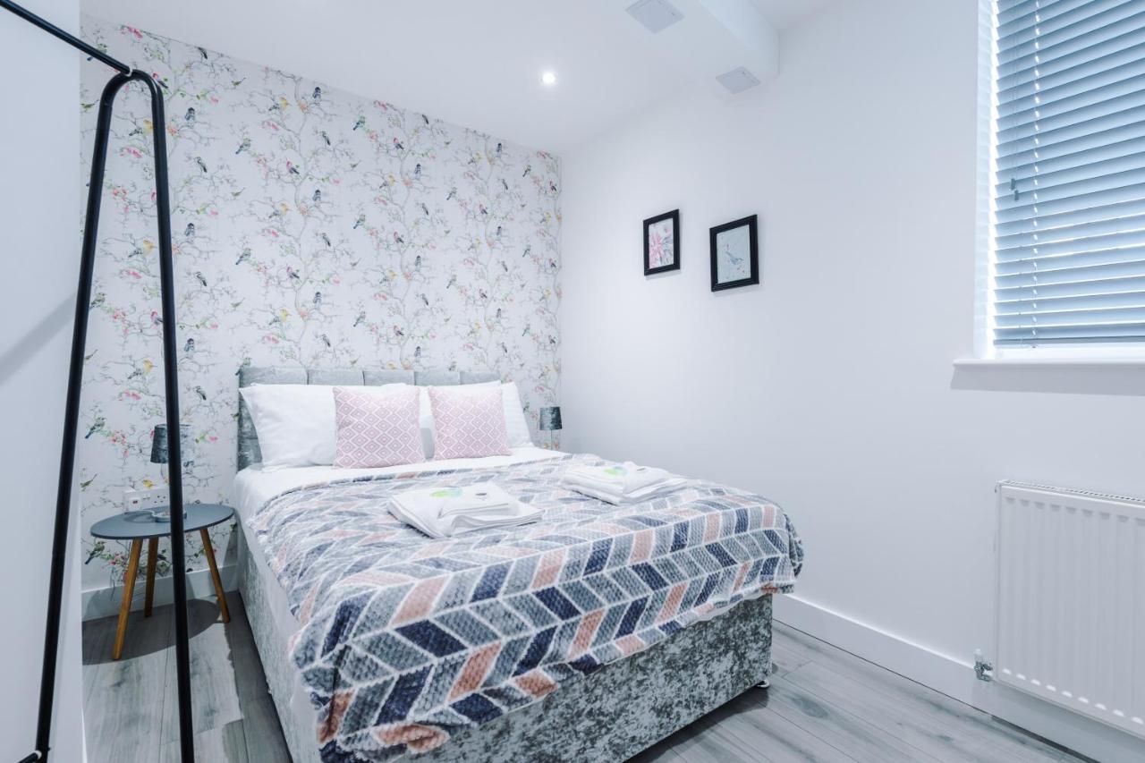 Rest & Recharge At The Station Apartments Manchester Buitenkant foto